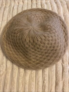 Lord & Taylor Cashmere Tan Knit Beret